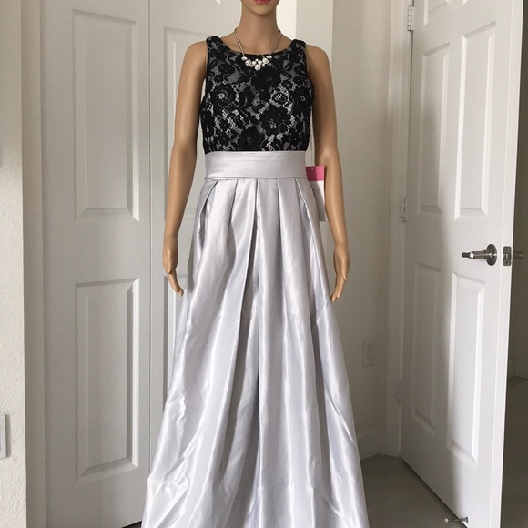 Baby online Dress - Picture 1 of 6